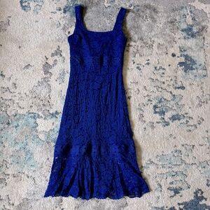 Lulu’s Blue Lace Midi Cocktail Dress